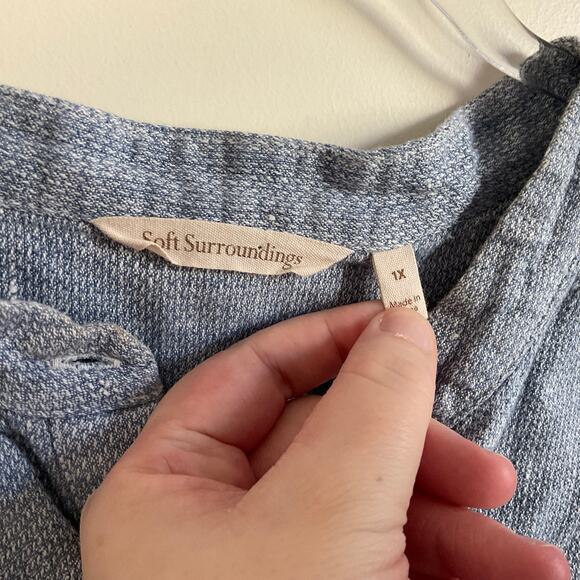 Soft Surroundings 100% Linen High/Low Button Down Blue Tunic - Size 1X - Picture 5 of 8